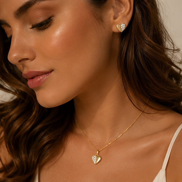 Conjunto Coração Banhado a Ouro com Pedras