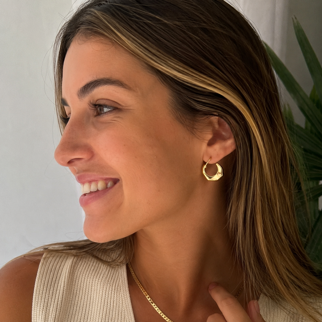 Brinco Argola Orgânica Banhado a Ouro