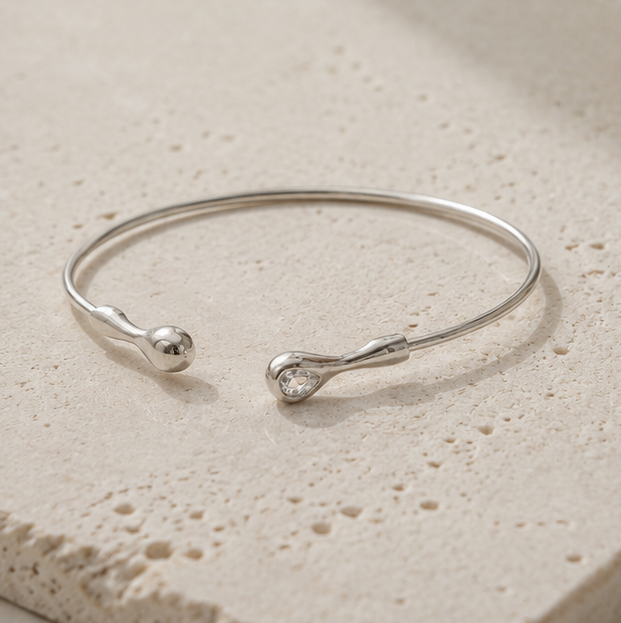 Bracelete Design com Banho em Ródio Branco
