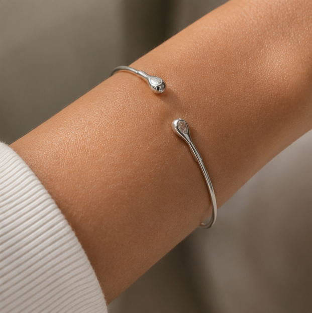 Bracelete Design com Banho em Ródio Branco