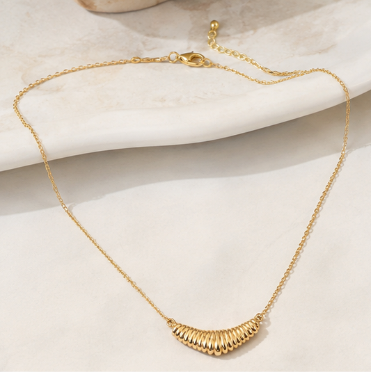 Colar Texturizado com Banho em Ouro 18k
