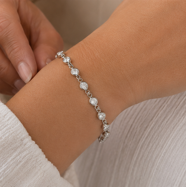 Pulseira Esferas com Banho em Ródio Branco